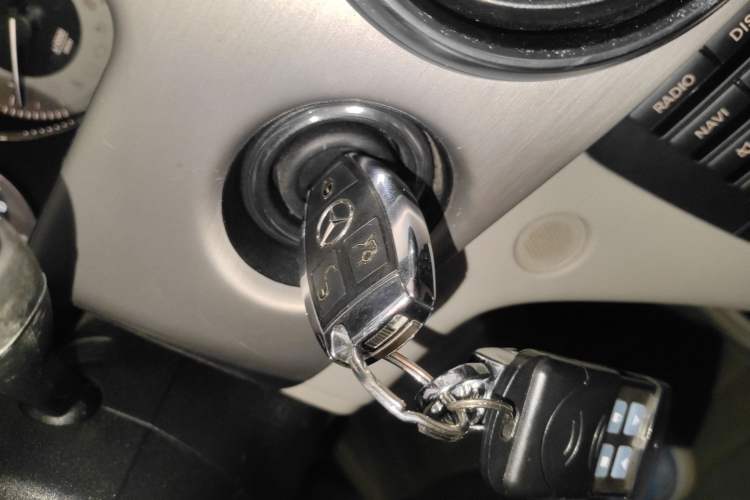 Used Mercedes-Benz GLK-Class 2015 GLK 300 4MATIC Fashion Edition Ultimate Version
