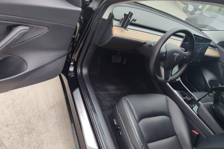 Used Tesla Model 3 2020 Revised Version Standard Range Rear-Wheel Drive – Upgraded Edition
