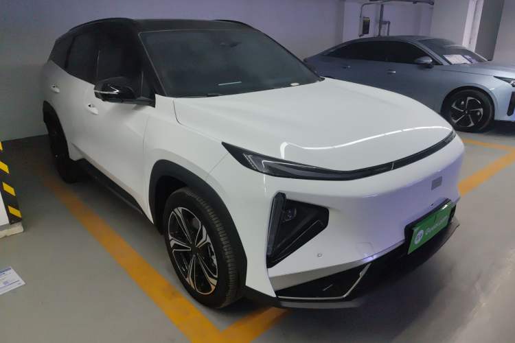 Used  L7 2025 EM-i 115km Exploration+ Edition
