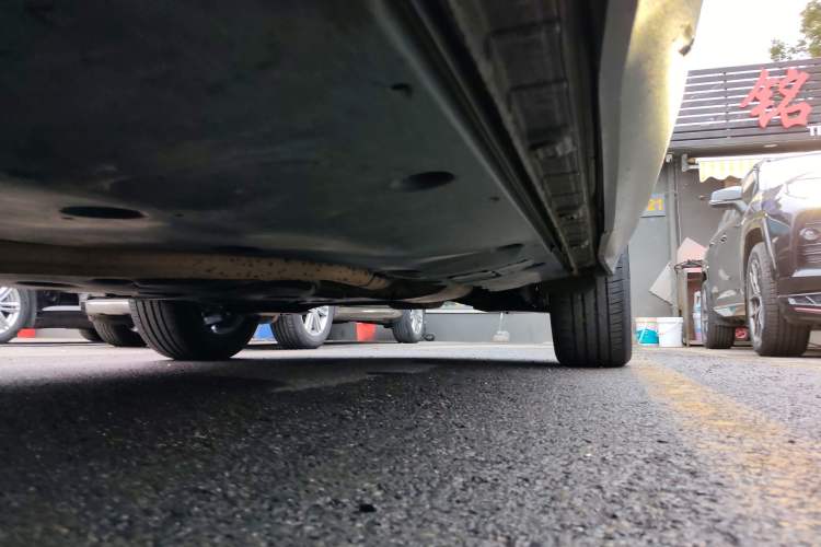 Used Volkswagen Teramont X 2019 330TSI Two-Wheel-Drive Prestige Luxury Edition
