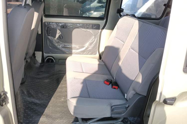 Used Wuling Zhiguang 2015 1.2L S Practical Model LSI