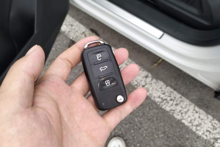 Used Volkswagen Tiguan 2017 300TSI Automatic Two-Wheel Drive Silk Road Comfort Edition
