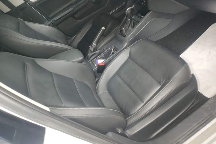 Used Volkswagen Sagitar 2015 230TSI Automatic Comfort Version
