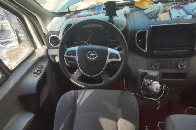 Used  Sunray 2024 2.0T Comfort Edition Single-Tyre Low-Roof Van with 5/6/7 Seating Configurations