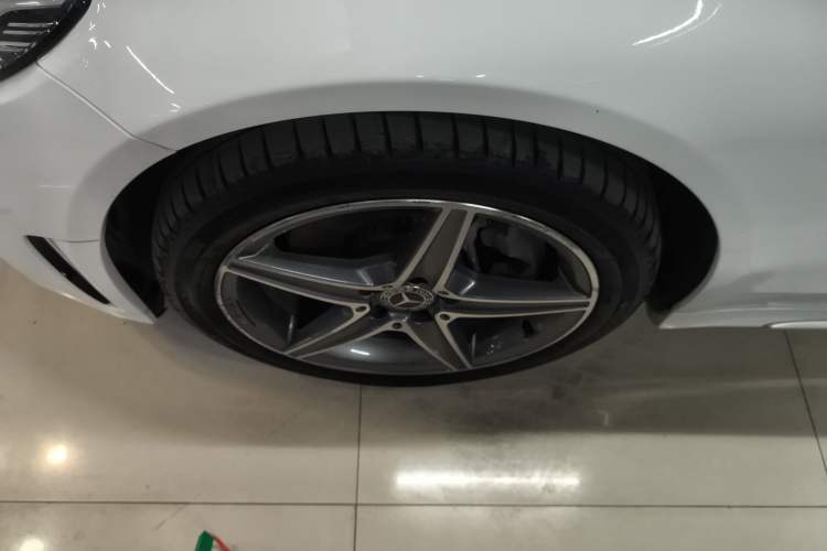 Used Mercedes-Benz C-Class 2019 Facelift C 260 L 4MATIC Sport Edition