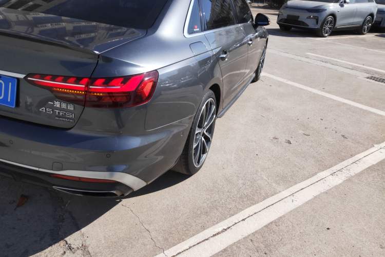 Used Audi A4L 2022 45 TFSI quattro Prestige Dynamic Edition
