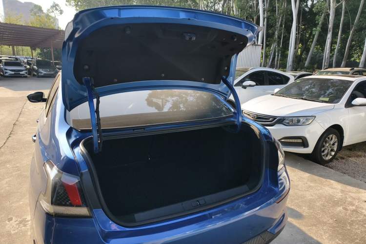 Used Peugeot 408 2019 350THP Automatic Luxury Edition China V Standard
