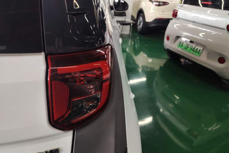 Used Chery Little Ant 2022 Sweet Pink Edition Low-Sugar Version Lithium Iron Phosphate 30 kW 301 km
