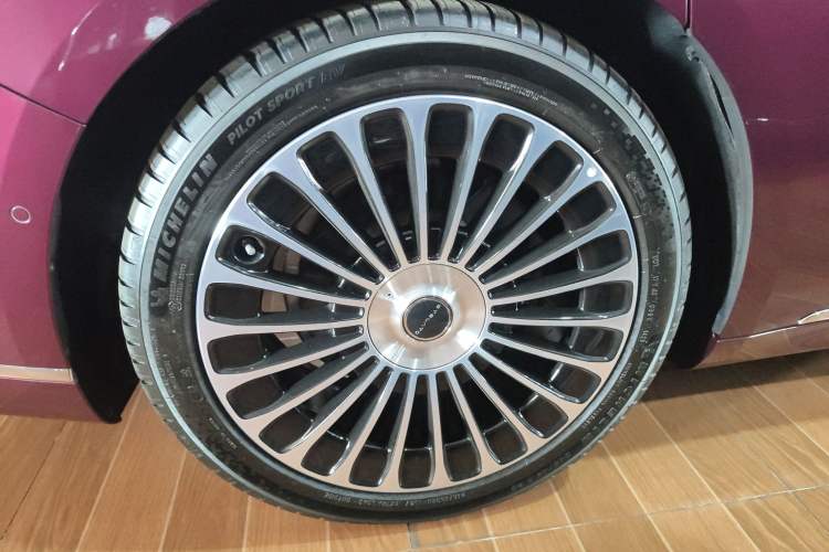 Used Hima Stelato S9 2025 Extended-Range Ultra
