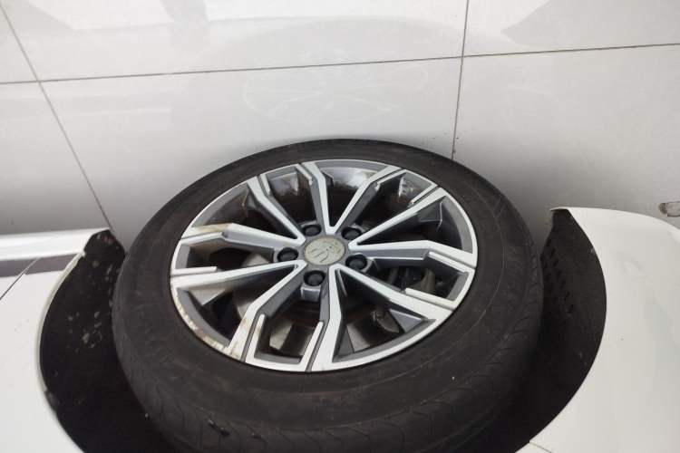 Used BYD Song MAX 2019 1.5T Automatic Smart Connect Ruiyi Sunroof Version 6 Seats China VI Standard
