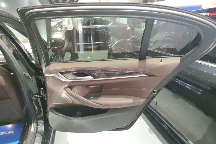 Used BMW 5 Series 2020 525Li M Sport Package
