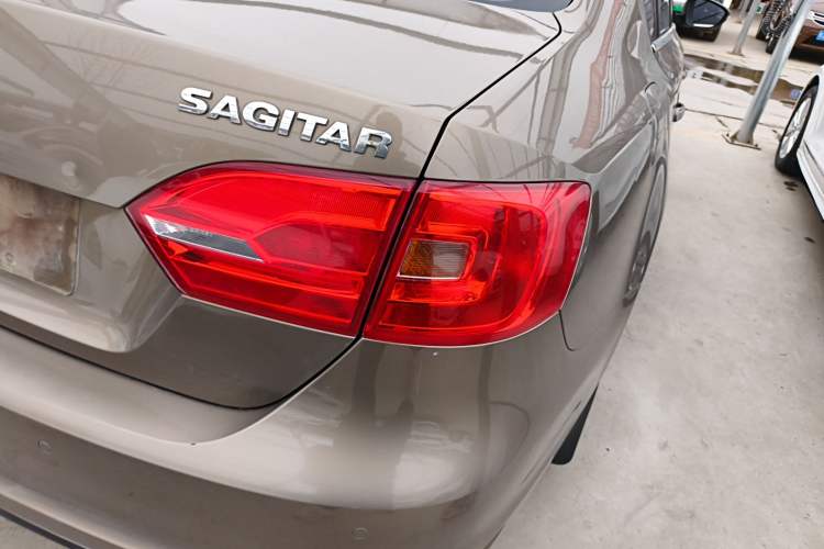 Used Volkswagen Sagitar 2014 Revised Version 1.6L Automatic Comfort Edition
