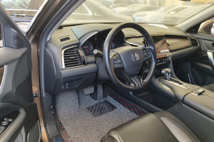 Used Honda Avancier 2017 240TURBO Two-Wheel Drive Comfort Version
