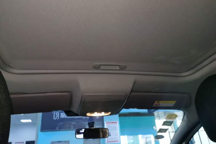 Used Peugeot 3008 2016 2.0L Automatic Classic Edition
