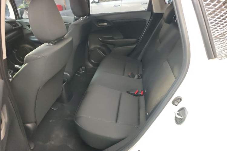 Used Honda Fit 2018 1.5L Manual Comfort Edition