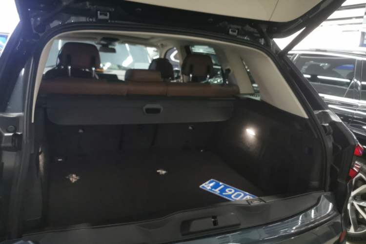 Used BMW X5 2019 xDrive40i Luxury Model with M Sport Package
