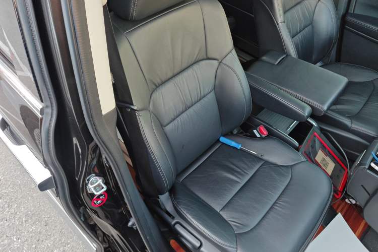 Used Honda Elysion 2016 2.4L Luxury Edition
