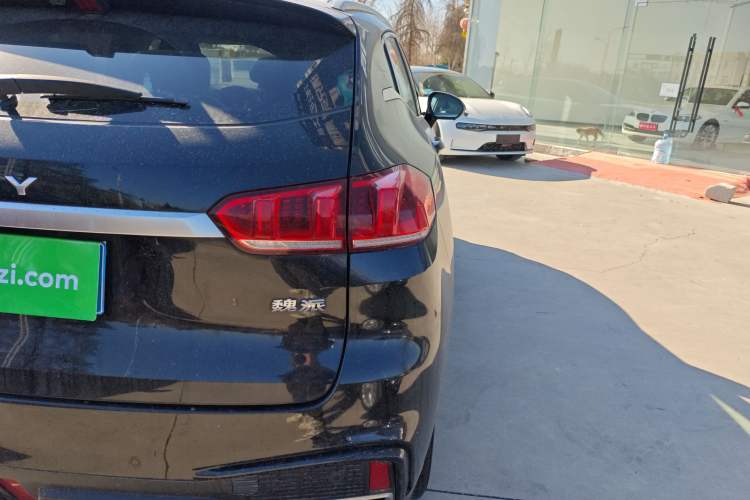 Used Wey VV5 2020 1.5T Two-Wheel Drive Smart Pioneer
