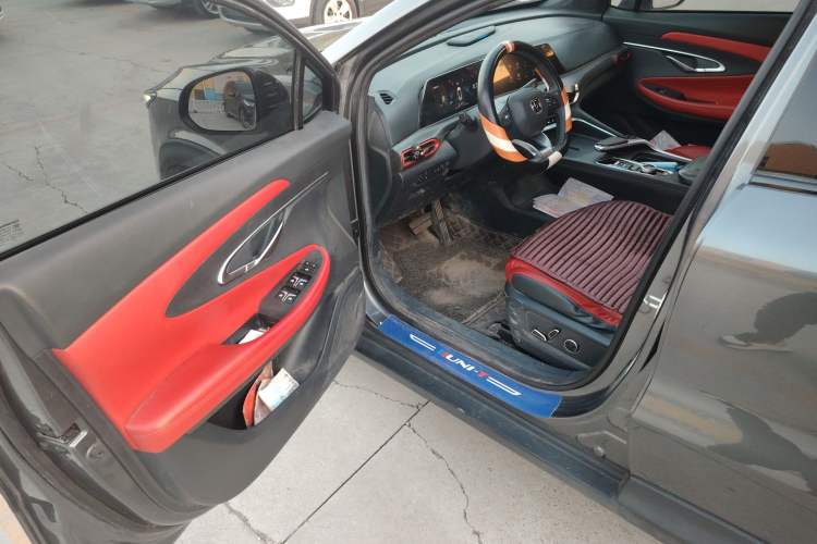 Used Changan UNI-T 2020 1.5T Flagship Version
