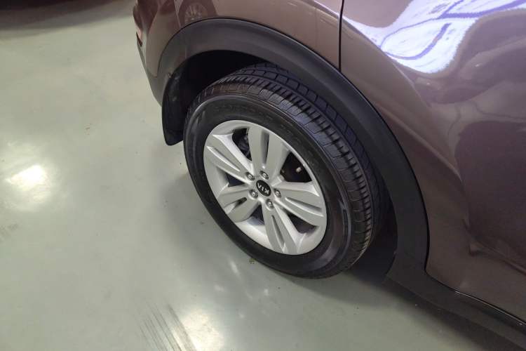 Used Kia KX5 2016 2.0L Automatic 2WD GLS
