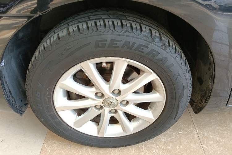 Used Toyota Camry 2013 200E Classic Elite Edition
