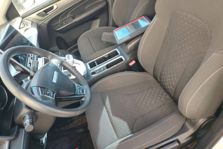 Used Haval M6 2021 PLUS 1.5T DCT Elite Smart Connectivity Model
