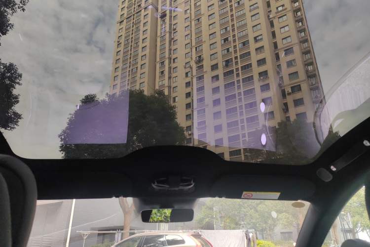 Used  YU7 2025 Ultra-Long Range All-Wheel Drive Pro Version