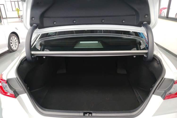 Used Toyota Camry 2024 Dual-Motor 2.0HS Sport Edition