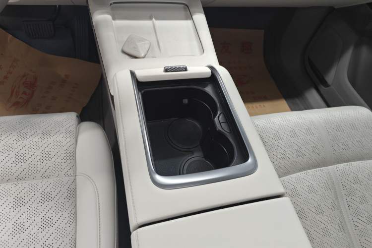 Used Zeekr 7X 2025 75 kWh Rear-Wheel Drive Intelligent Driving Version
