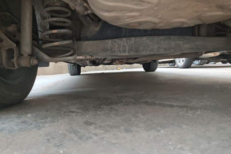 Used Toyota YARiS L 2015 1.5E Automatic Charm Edition
