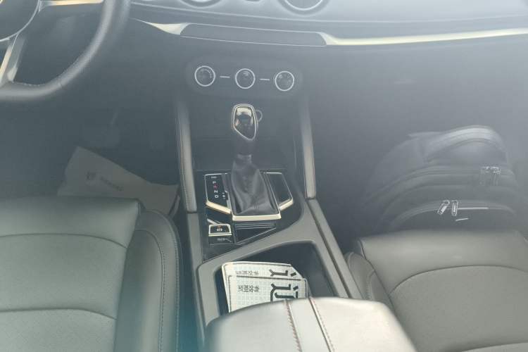 Used Dongfeng Fengon 500 2021 1.5L CVT Enjoyment Version