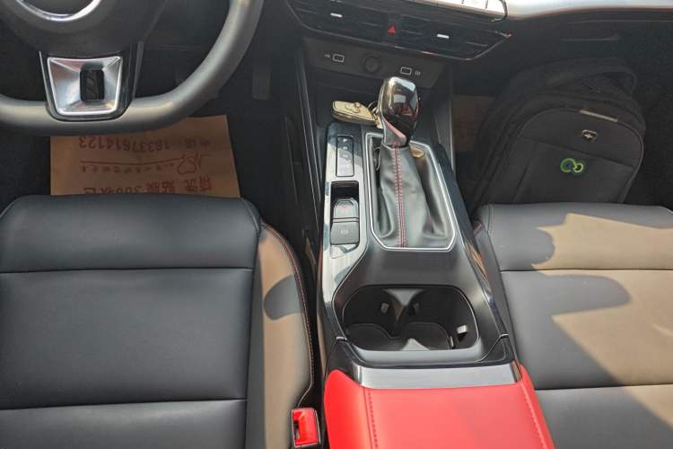 Used MG 5 2023 180 DVVT CVT Luxury Edition
