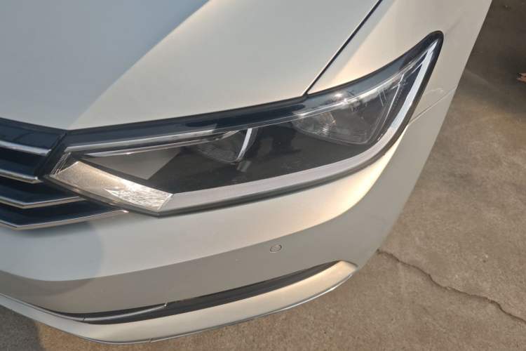 Used Volkswagen Magotan 2018 330TSI DSG Advanced Model
