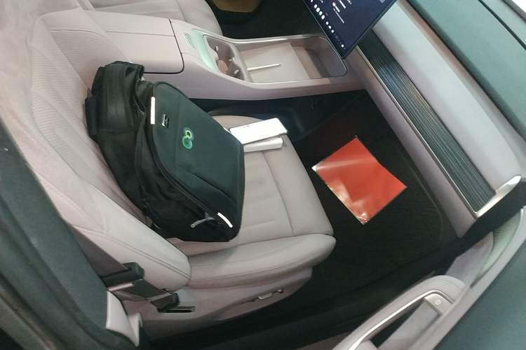 Used ONVO L60 2024 60 kWh Rear-Drive Version
