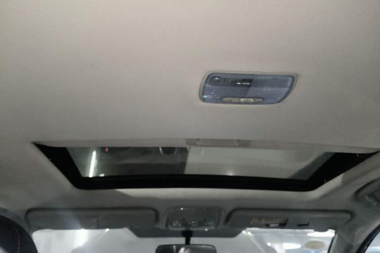 Used Haval H6 2016 Upgraded Model 1.5T Automatic Two-Wheel Drive Elite Version
