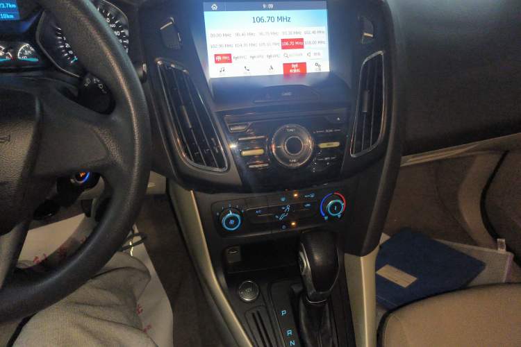 Used Ford Focus 2017 Sedan 1.6L Automatic Comfort Plus SmartDrive Edition
