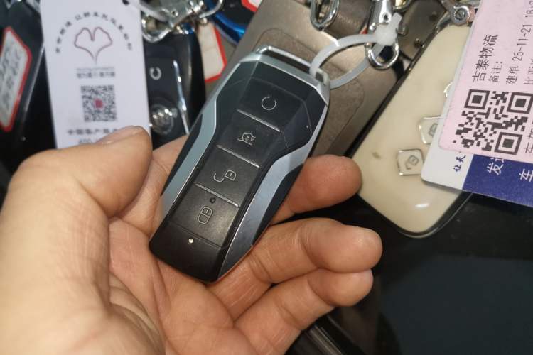 Used BYD Seal 06 New Energy 2025 DM-i Intelligent Drive 120KM Flagship Model
