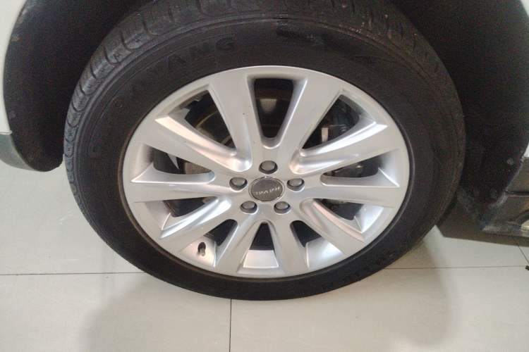 Used Haval H8 2015 2.0T Two-Wheel-Drive Elite Version
