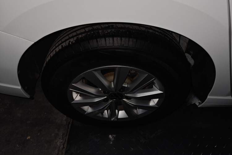 Used Volkswagen Lavida 2023 1.5L Automatic De Yi Edition