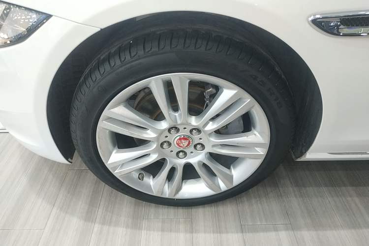 Used Jaguar XEL 2018 2.0T 200 PS Premium Edition
