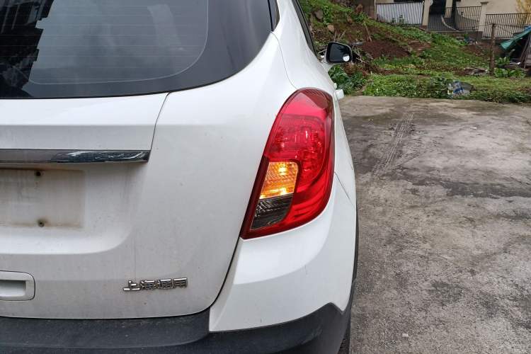 Used Buick Encore 2015 1.4T Automatic Two-Wheel Drive Urban Elite Version