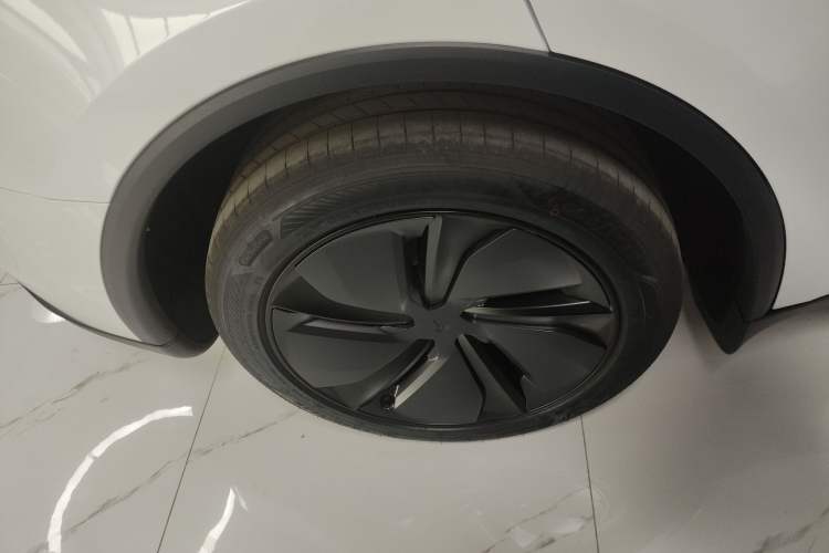 Used Tesla Model Y 2026 Rear-Drive Model