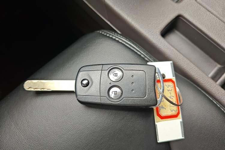 Used Honda CR-V 2013 2.0L Two-Wheel-Drive Classic Edition
