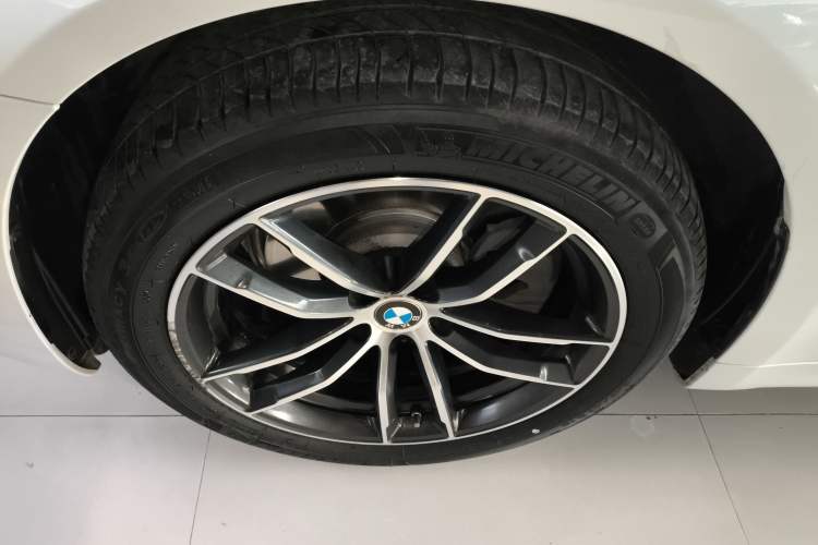 Used BMW 5 Series 2022 Second Facelift 525Li M Sport Package
