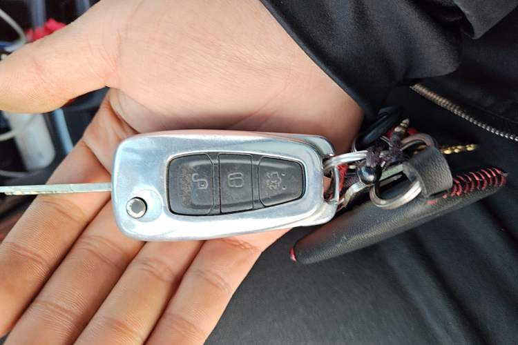 Used Ford Kuga 2017 EcoBoost 180 Two-Wheel-Drive Platinum Edition