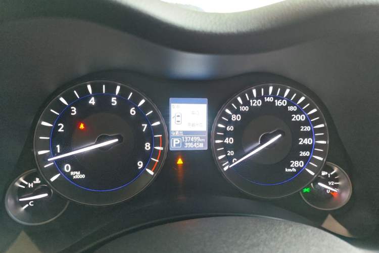 Used Infiniti Q70 2015 Q70L 2.5L Enjoyment Edition
