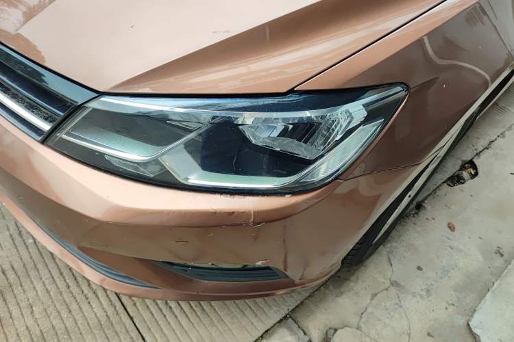 Used Volkswagen Lamando 2015 230TSI DSG Fashion Edition
