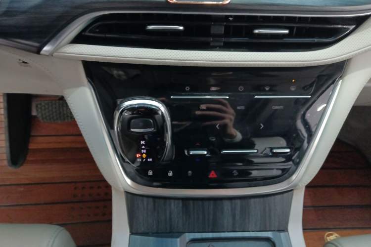 Used Buick GL8 2020 ES Land Cruiser 653T Comfort Edition
