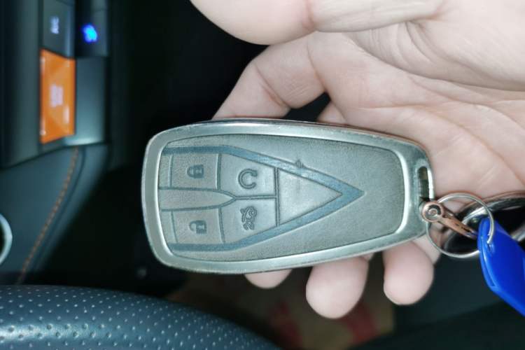 Used Changan UNI-V 2022 1.5T Prestige Version
