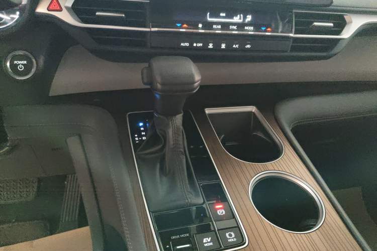 Used Toyota Sienna 2024 2.5L Hybrid Comfort Edition
